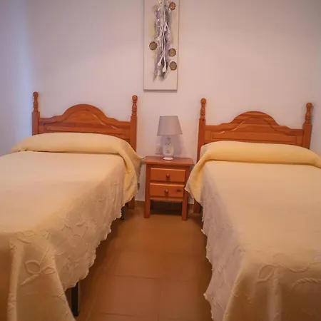 Modernos Con Garaje, Balcones Y Aire En - Es-180-4 * Conil De La Frontera
