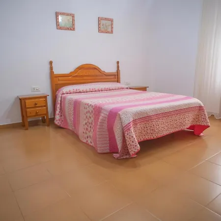 Apartment Modernos Con Garaje, Balcones Y Aire En - Es-180-4
