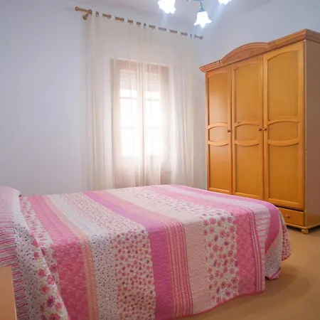Apartment Modernos Con Garaje, Balcones Y Aire En - Es-180-4